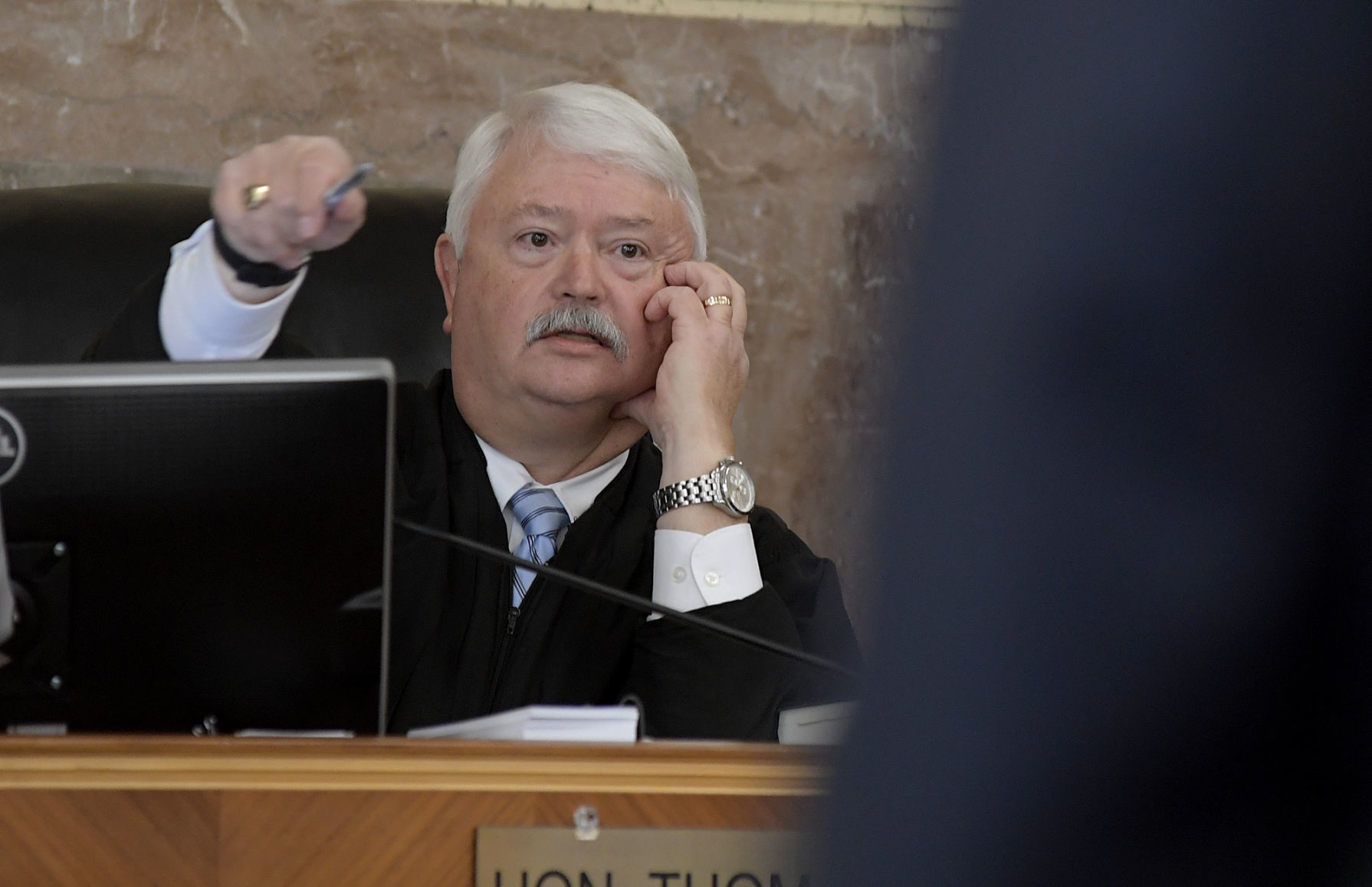 102519-adh-nws-Timber Lawsuit11-my